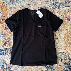 NWT Figs Catarina one-pocket scrub top